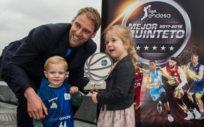 NOREL RECIBE EL TROFEO MEJOR QUINTETO DE LA LIGA ENDESA