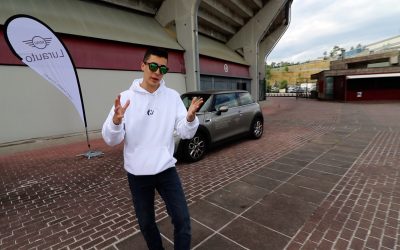 ¿CUÁNTOS BALONES CABEN EN UN MINI?