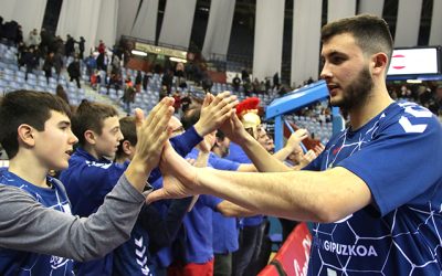 XABI OROZ JUGARÁ CEDIDO EN EL FUNDACIÓN CB GRANADA