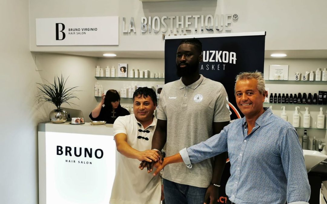 DELTECO GIPUZKOA BASKET HA PRESENTADO HOY A KARAMO JAWARA