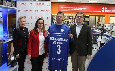 RYAN BRUGGEMAN GAUR AURKEZTU DA