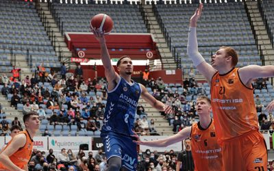 MEDIA DAY – CHARLES BARTON